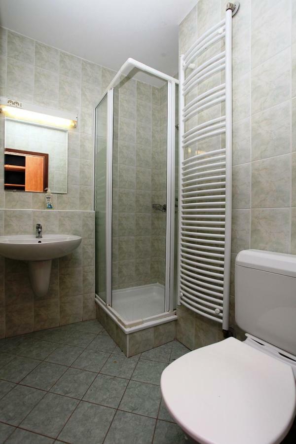 Aranypart Hotel Siofok Ngoại thất bức ảnh